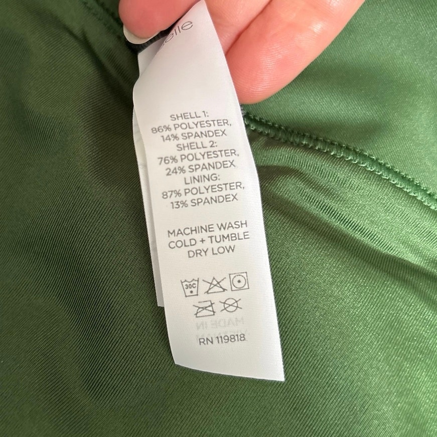 Oiselle Nwt Long Roga Running Shorts Size 24/26 Lush Green — image 7 of 7